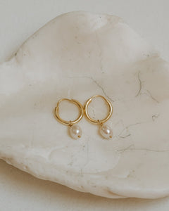 Paloma Pearl Earrings