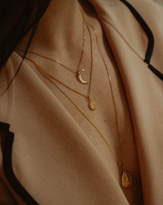 Crescent Moon Necklace Gold