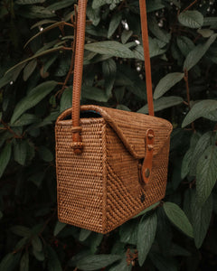 Rattan Bag, Straw Messenger Handbag, Round Boho Purse, Wicker Basket Bag, Leather Crossbody Bag, Handwoven Bag, Mothers Day Gift for Her